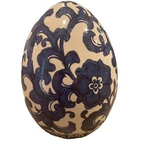 Vintage Blue And White Floral Cloisonné Decorative Egg